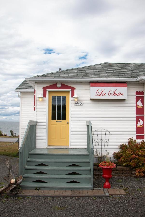 Les Cabines Du Phare Rimouski Exteriér fotografie
